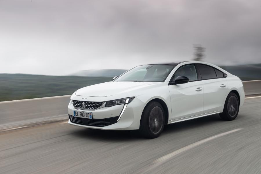  Peugeot 508 GT Line 2018 года  (WW) (фото 30 из 42)